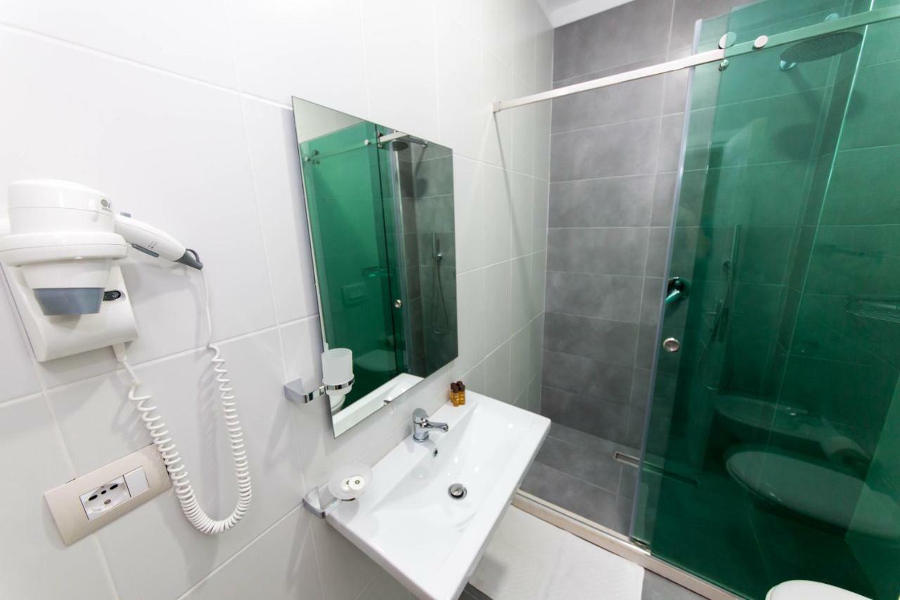 Alban Eco Hotel Dhërmi Camera foto